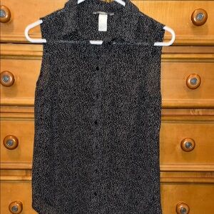 H&M Black and White Sleeveless Blouse
